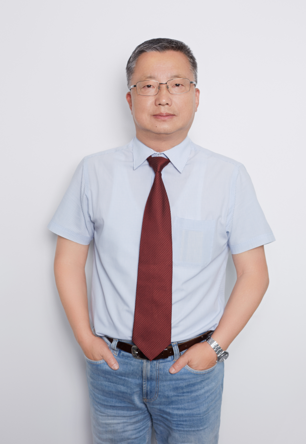 杨晓钢2.jpg