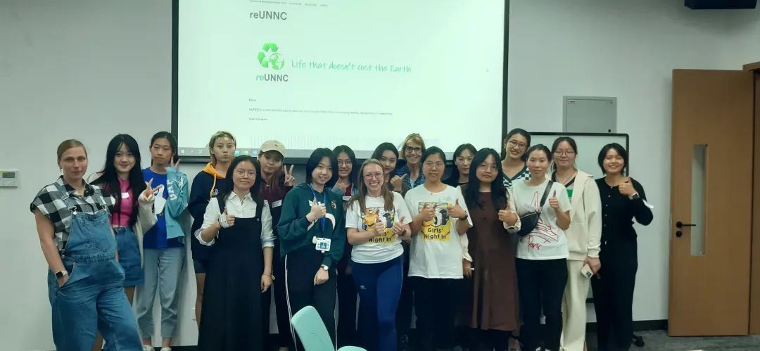 Photo 5 - reUNNC volunteers