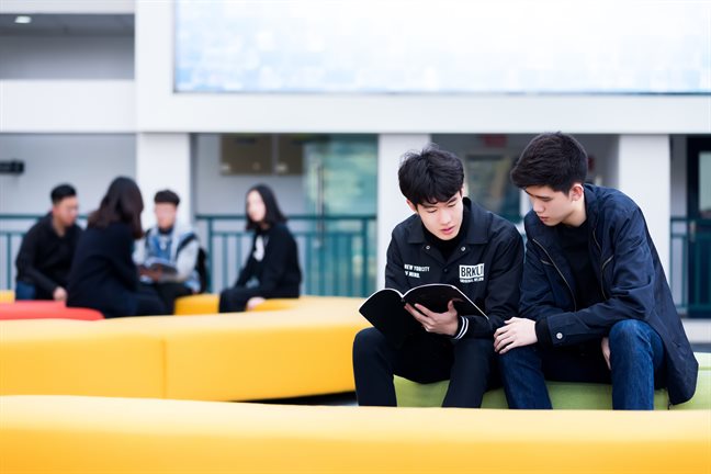 Returning-Students-banner-Cropped-648x432