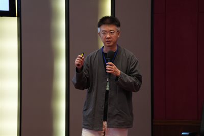 Max Li