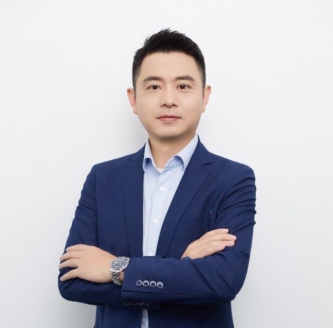 Bingjian Liu