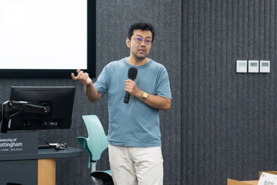 example image alt text