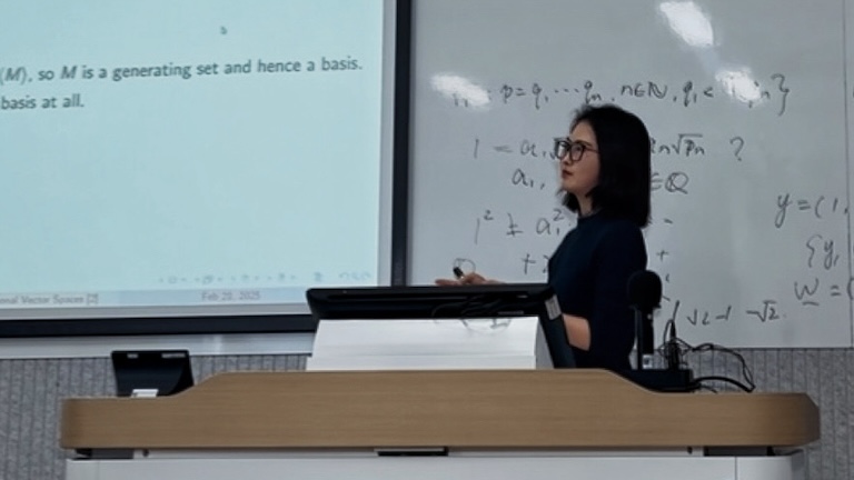 example image alt text
