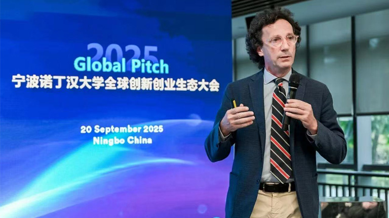 example image alt text