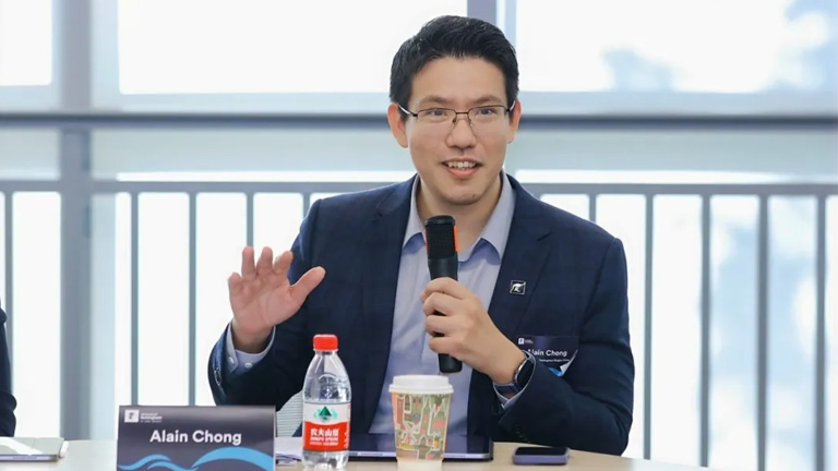 example image alt text