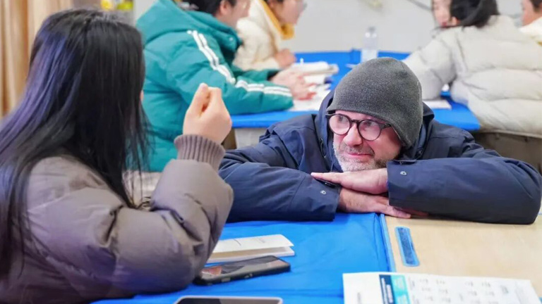 example image alt text