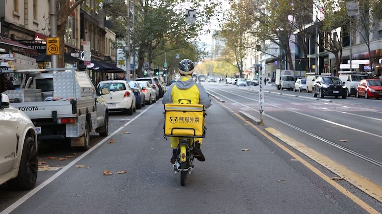 example image alt text