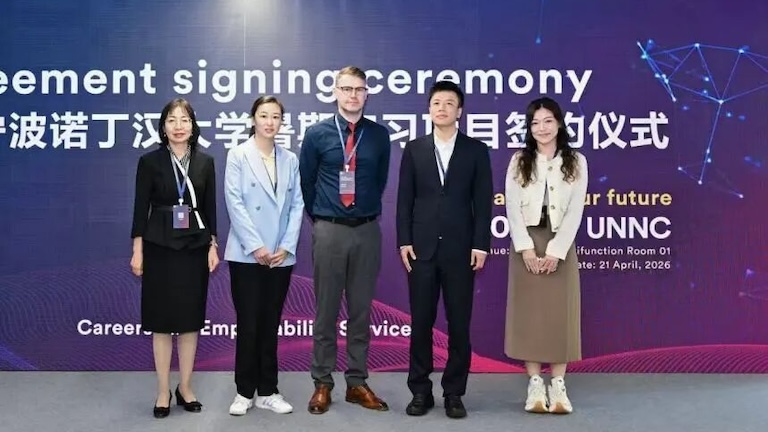 example image alt text