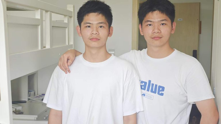 twin brothers begin their journey at UNNC image1