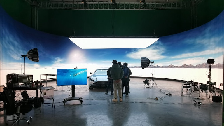 UNNC collaborate with filmmaking technology pioneer ARRI (1)