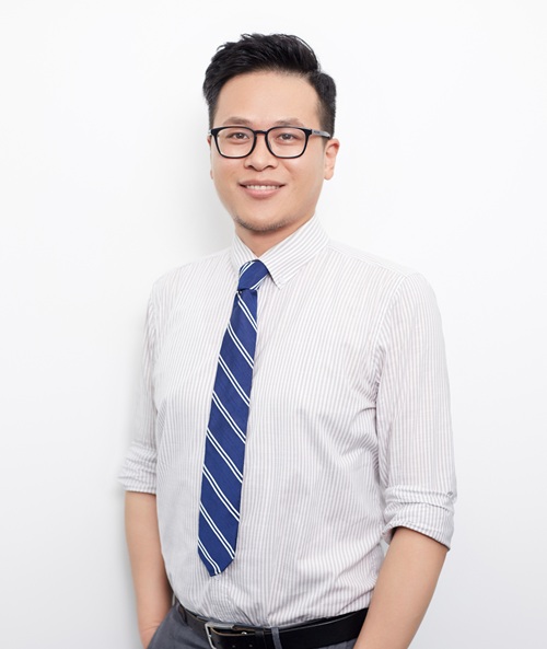 Staff Profile Portrait Image